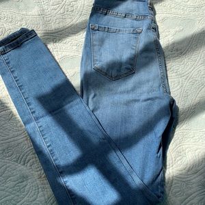 Fashion Nova Classic High Waist Lighter Wash